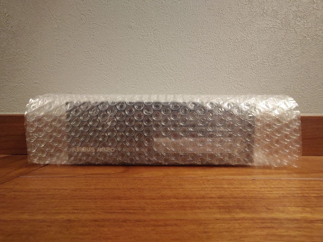 スターフライヤー 1/200モデルプレーン（JA27MC）②