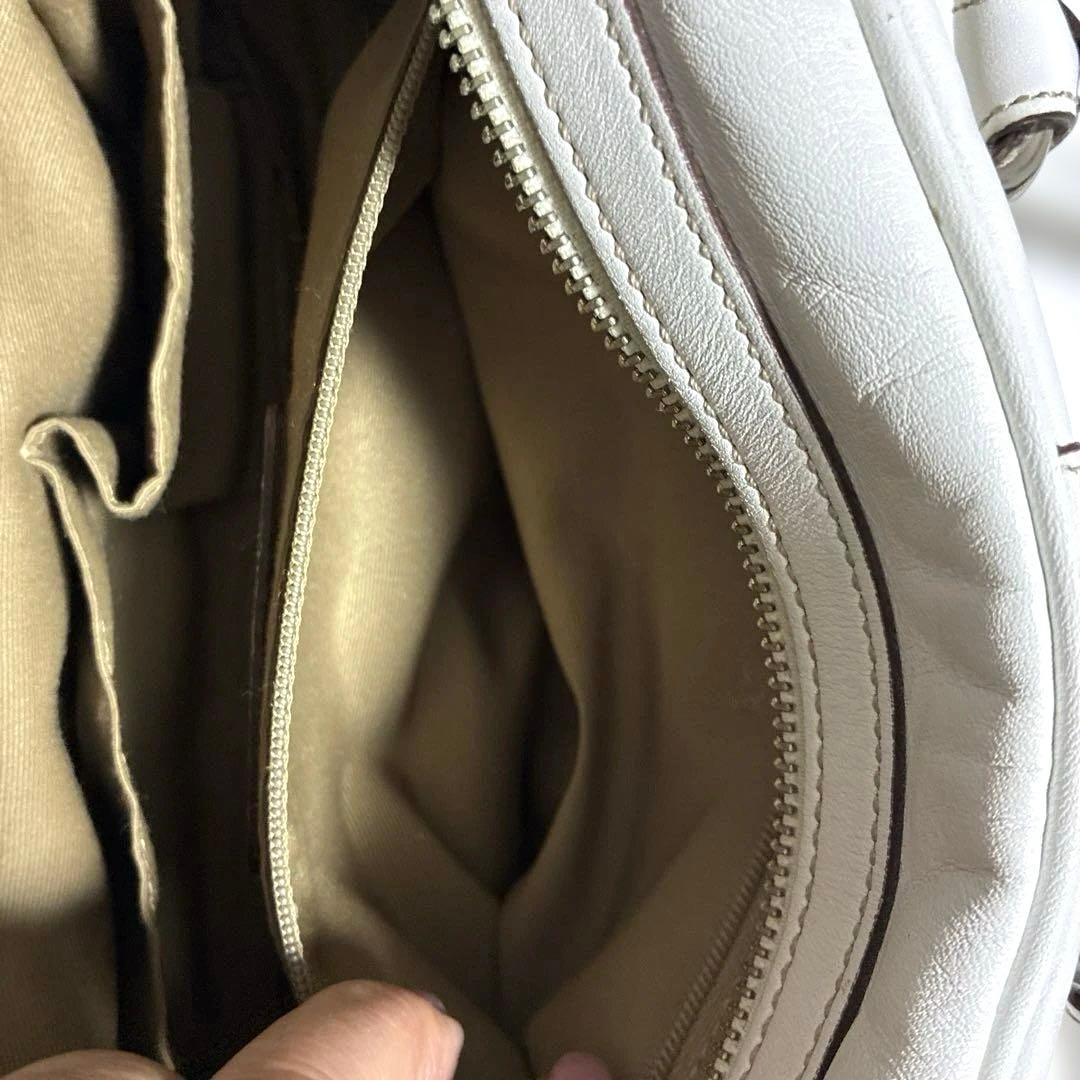COACH コーチ　ホワイトレザーハンドバッグ　白
