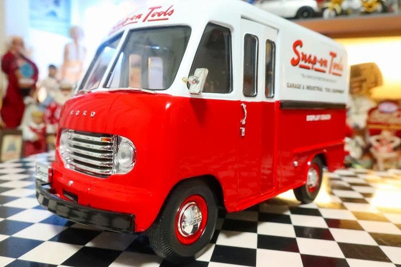 スナップオン Snap on 1/24 ツール満載 1950 ステップバン