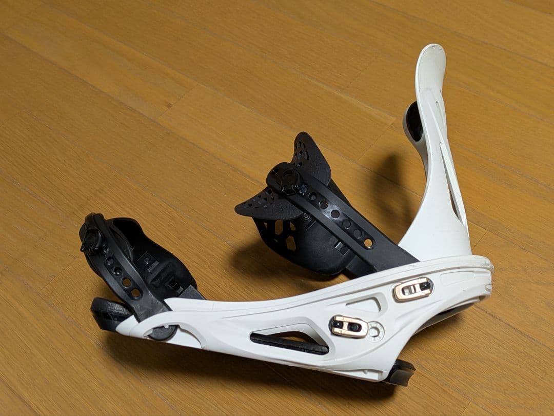 FLUX DSL ビンディング Mサイズ（ホワイト）