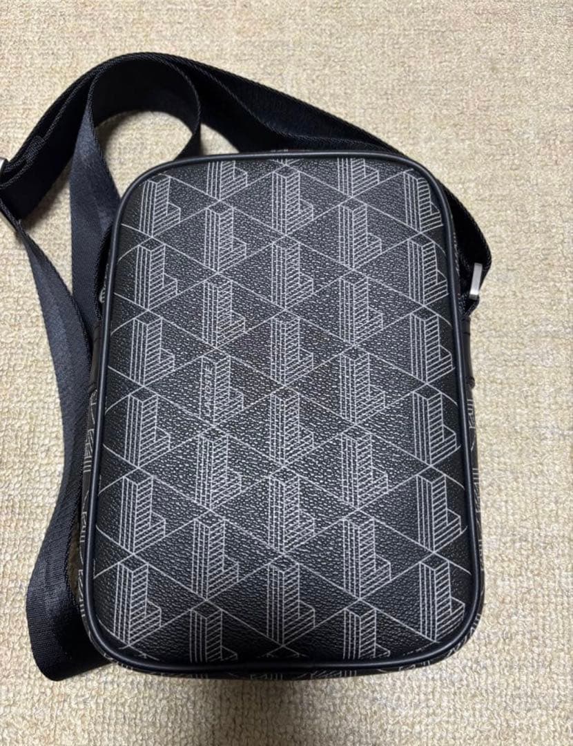 LACOSTE ショルダーバッグ モノグラム ラコステ