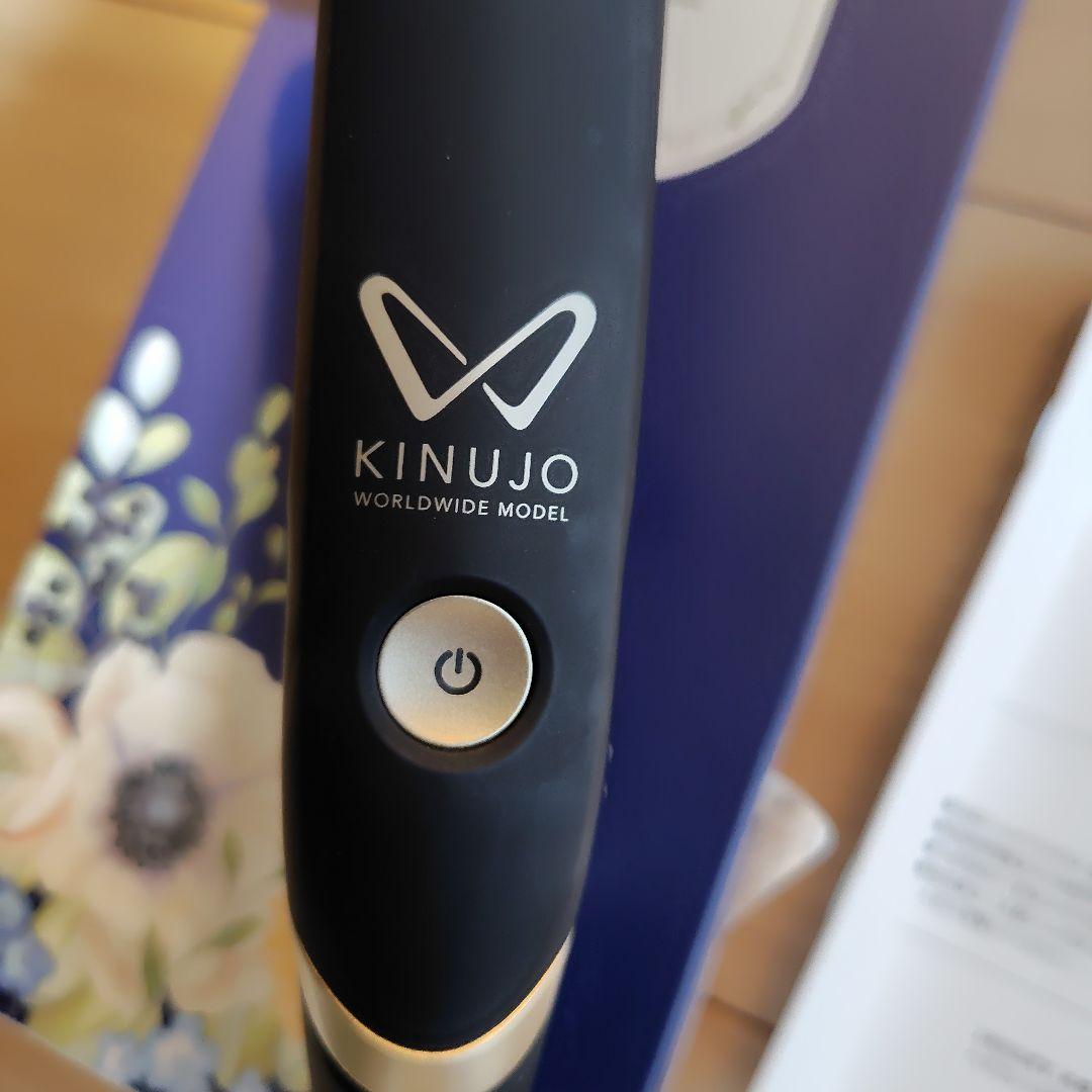 『美品』KINUJO ストレートヘアアイロン ブラックDS200 ブラック