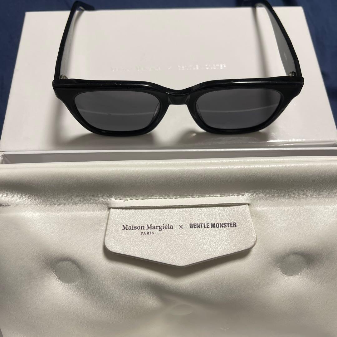 【シリアルナンバー付属】マルジェラ　ジェントルモンスター　MM110 01