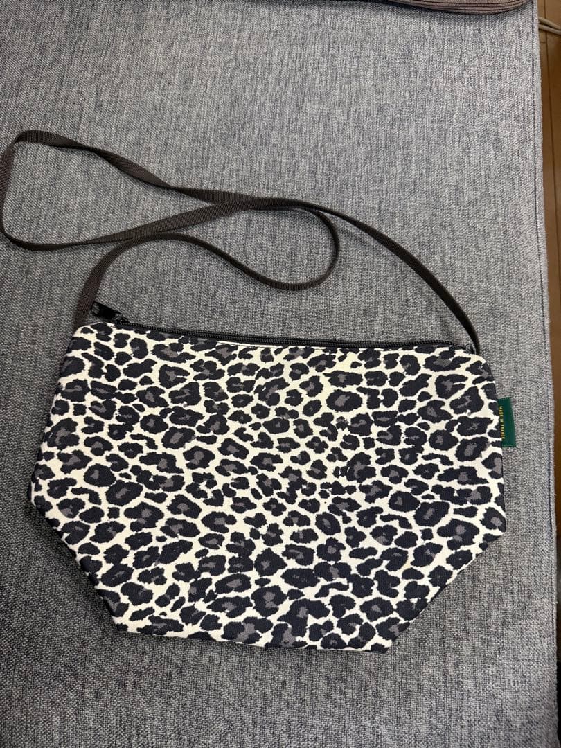 エルベシャプリエ ビッグポシェット グリーンレーベル別注