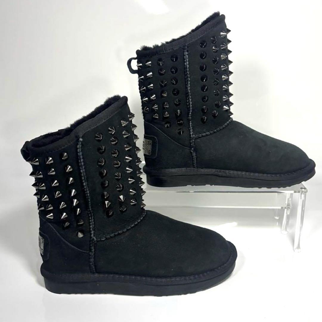 LAセレブ着用AUSTRALIAN LUXE スタッズ ムートンブーツ 黒