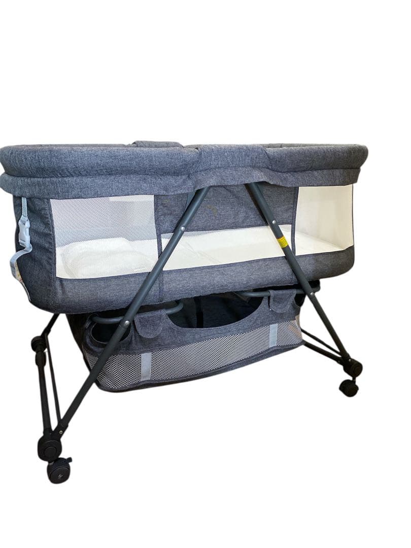 【ほぼ未使用】ベビーベッド 折りたたみ キャスター付き ゆりかご