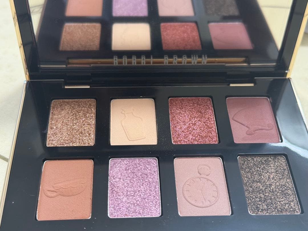 値下げ。未使用、ボビイ・ブラウン アリス アイシャドウパレット