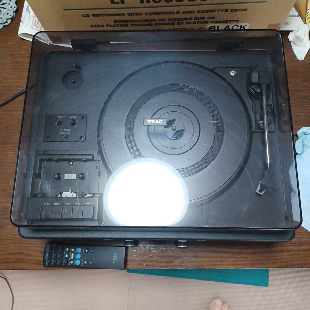 TEAC LP-R550 USB ターンテーブル/カセット付きCDレコーダー