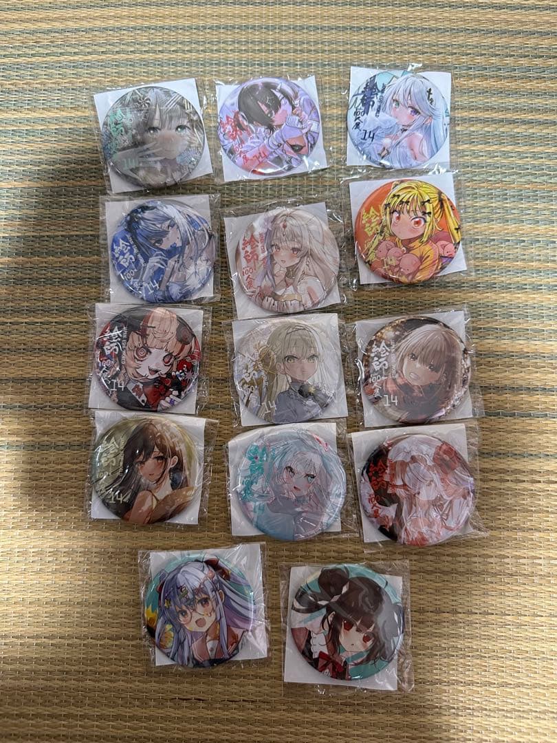 (値下)絵師100人展　歴代缶バッジセット