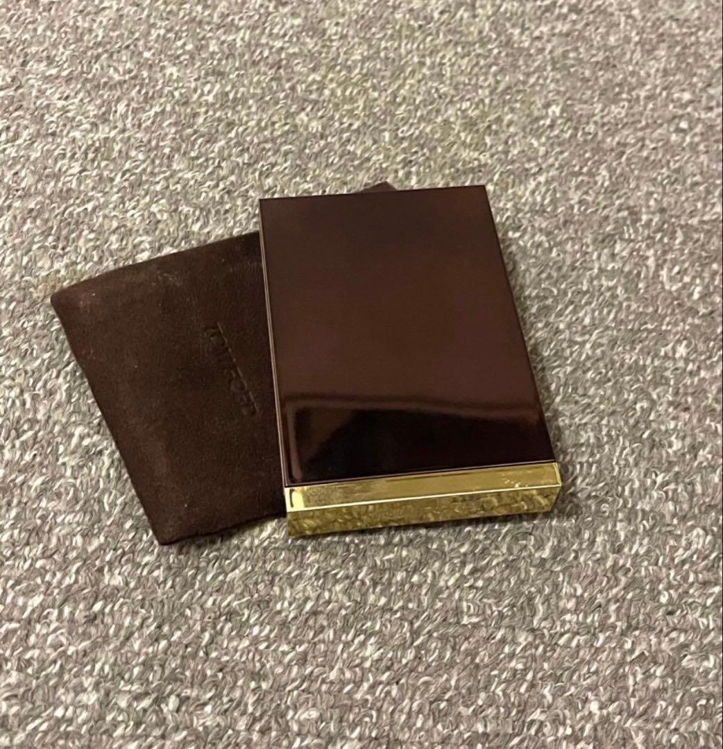 ほぼ未使用】トムフォード　27A ヴァージン オーキッド　アイシャドウ