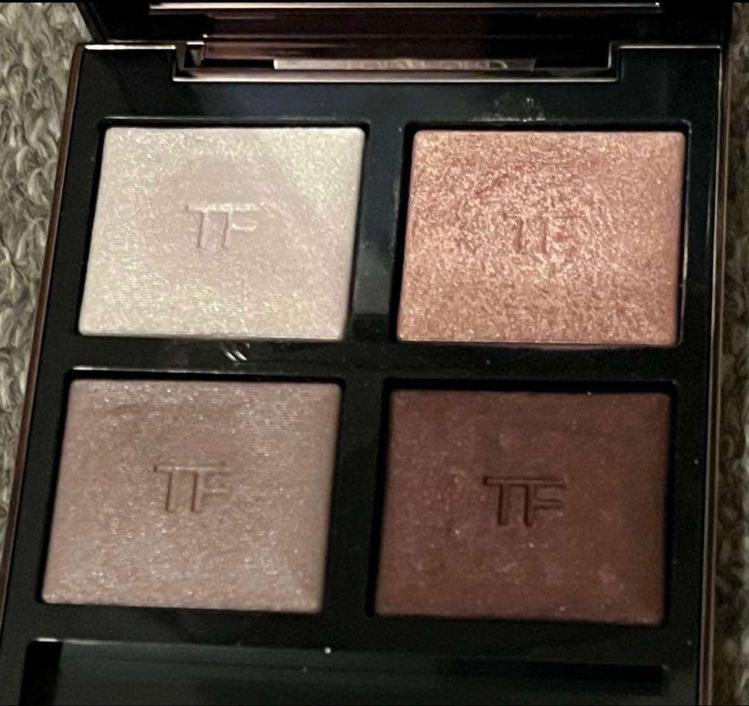 ほぼ未使用】トムフォード　27A ヴァージン オーキッド　アイシャドウ