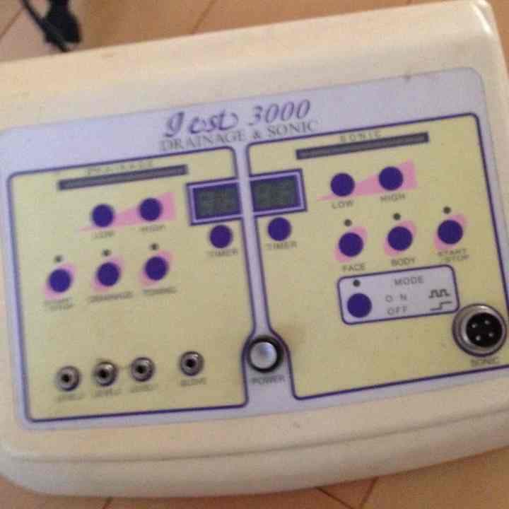 業務用美顔器と痩身低周波