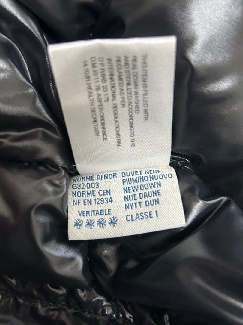 miyako 　MONCLER モンクレール　ブラック ダウンジャケット