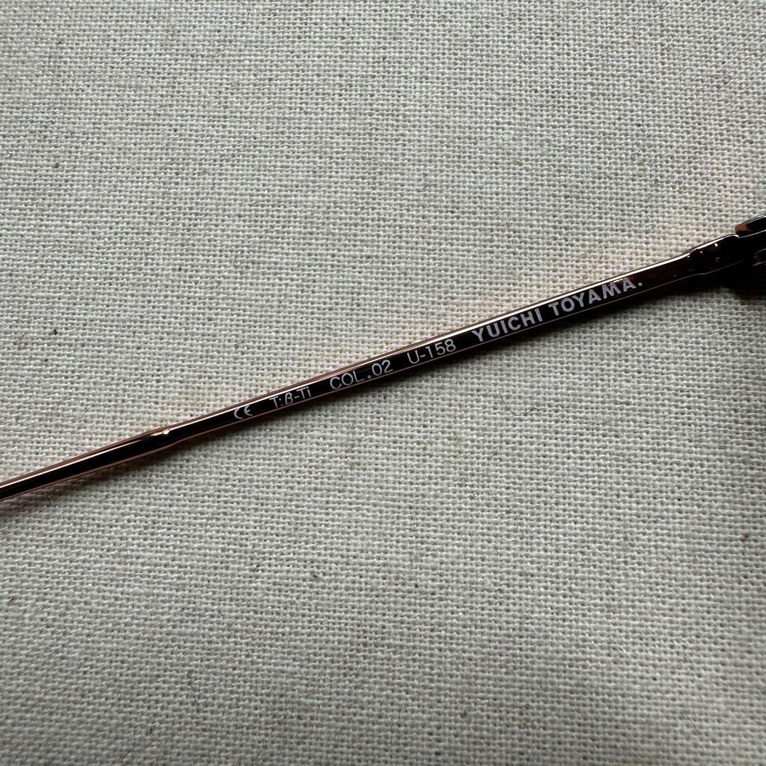 YUICHI TOYAMA V. サングラス