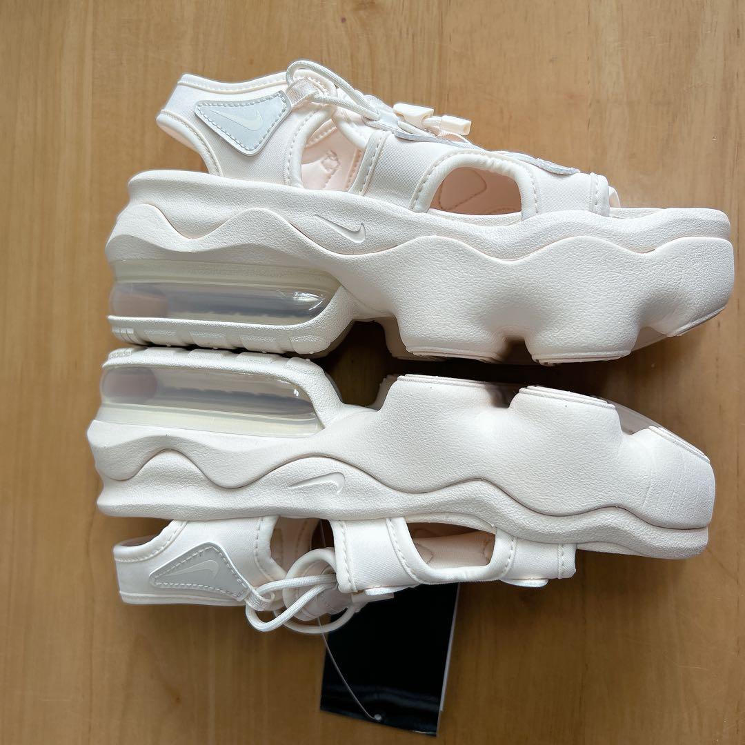 新品箱付き★ナイキ NIKE エアマックス ココ　サンダル アイボリー 24