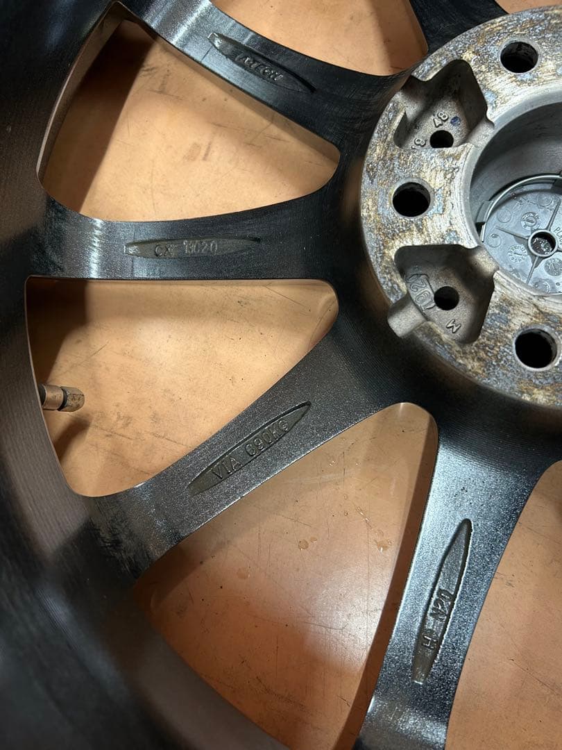 225/60R18 ホイール　スタッドレス4本セット　18インチ　トーヨータイヤ