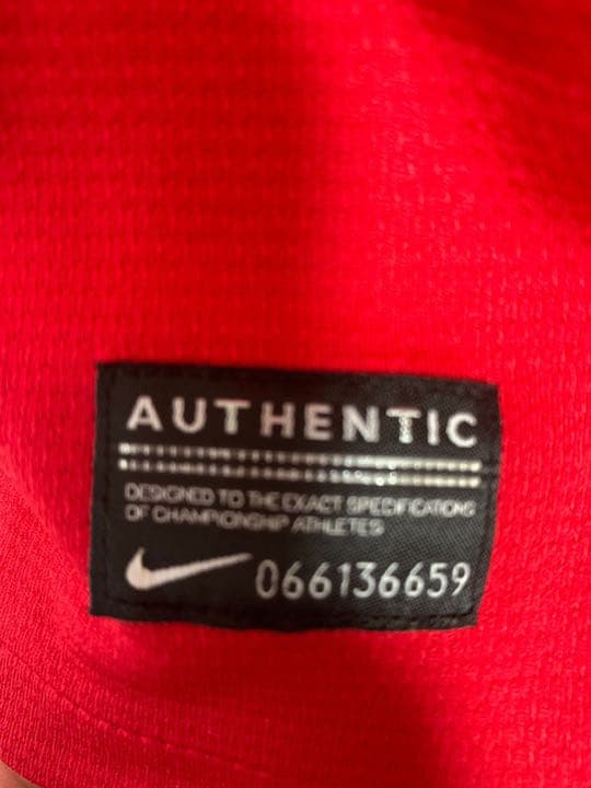 超レア★アーセナル練習参加記念特別サイン入りユニフォーム　（非売品）