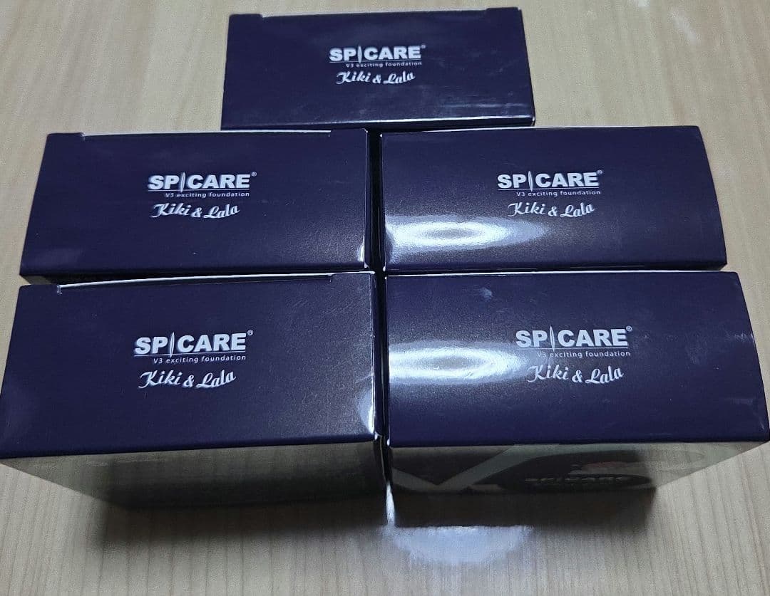 スピケア V3 キキ&ララ コラボ エキサイティングファンデーション