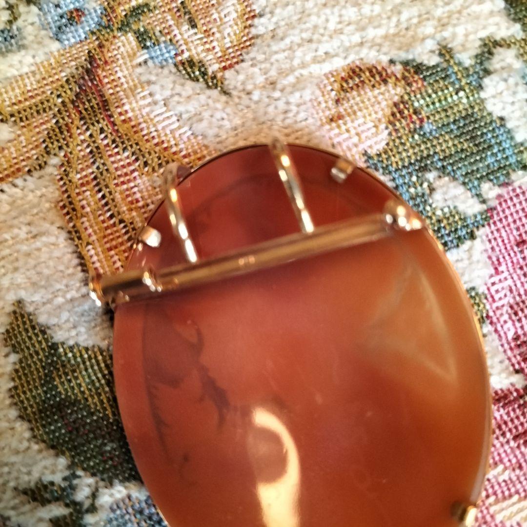 K18カメオ　シェル❛小鳥と少女❜モチーフ　ブローチ・ネックレス両用　他未使用