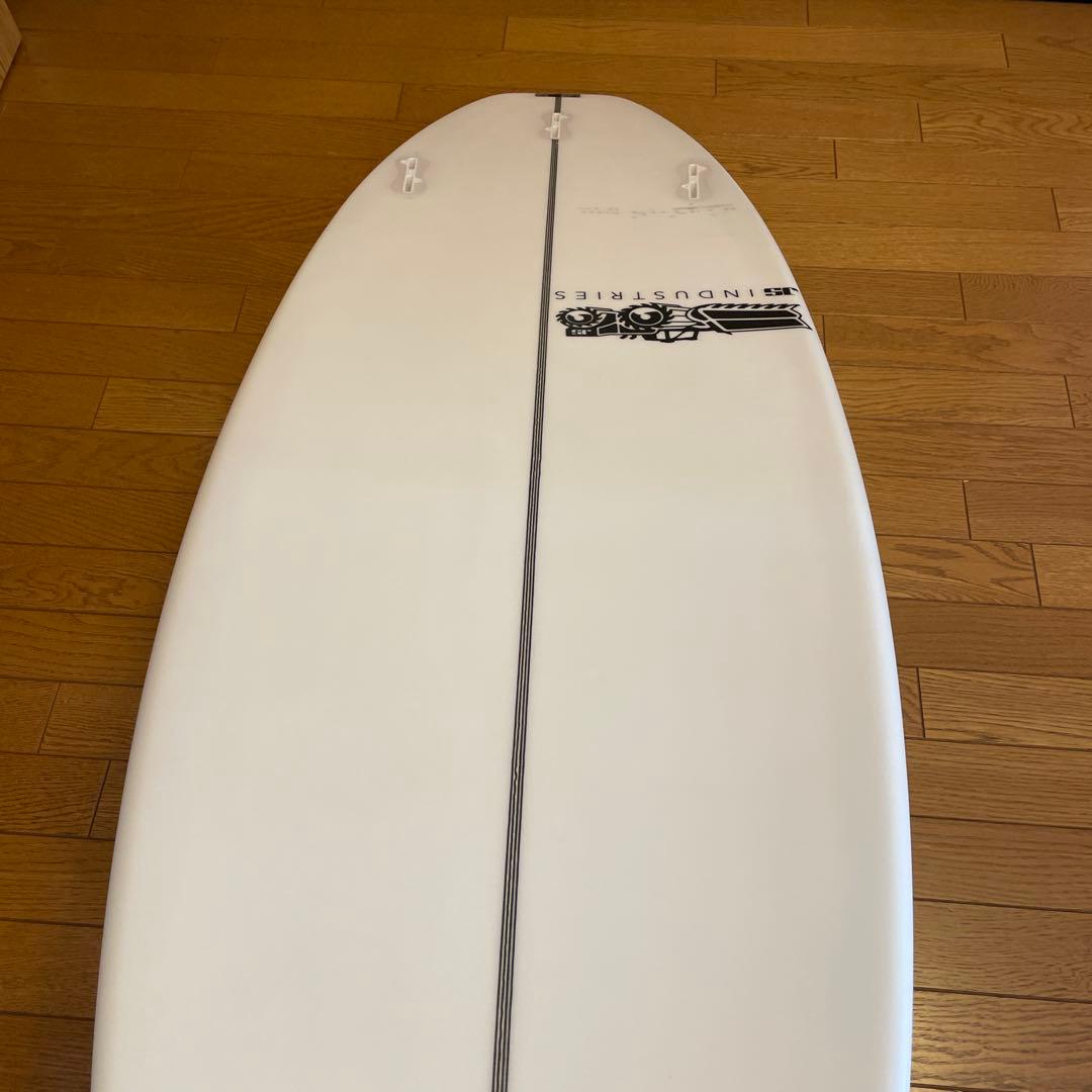JS サーフボードXERO 5’8”