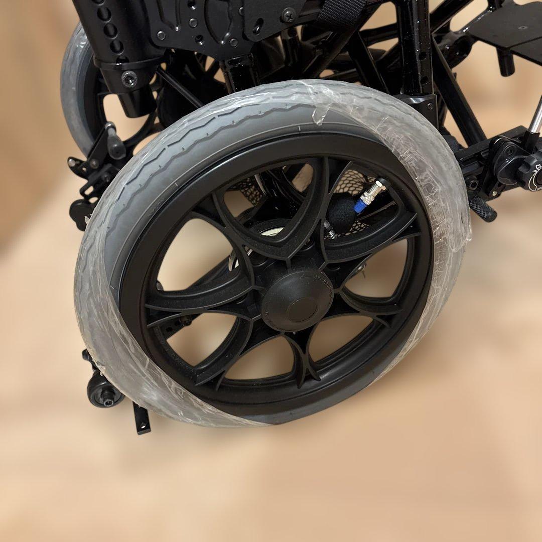 新品未使用　子供用車椅子　ミニネオ