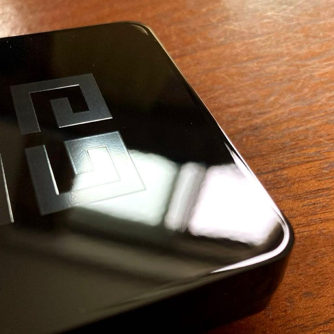 GIVENCHY ソワン ノワール UV コンパクト 新品