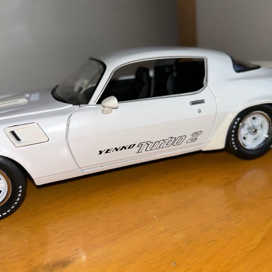 1/18 シボレーZ28ターボZ