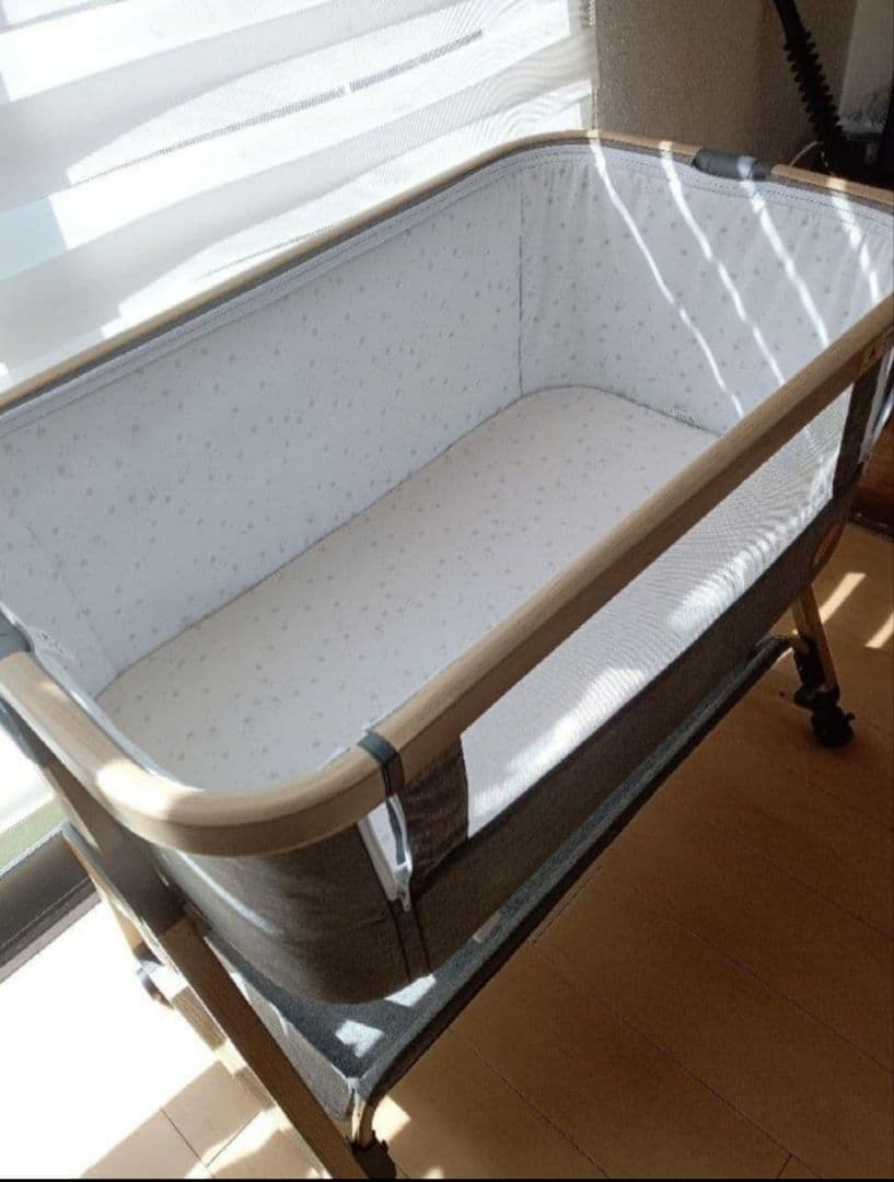 ★美品★おまけ付き　HZDMJ ベビーベッド