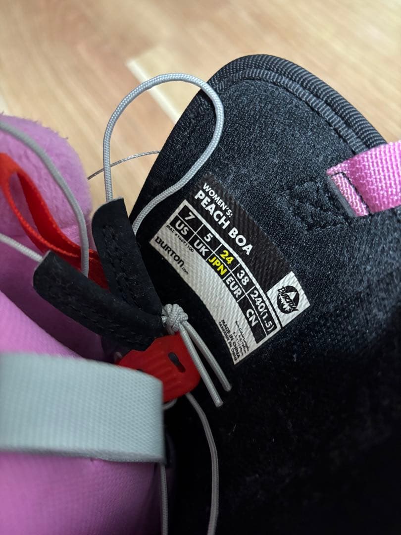 Burton スノーボードブーツ 女性用 ブラック/ピンク　ダイヤル式