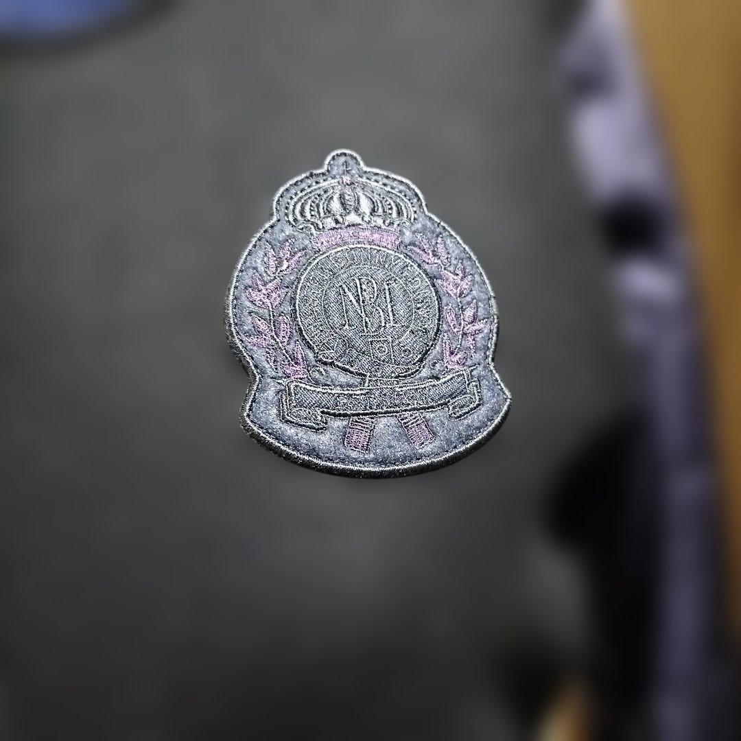 一度使用のみスタジャン風ブラックネイビージャケット