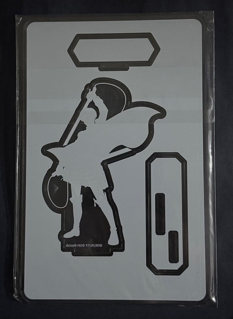 （非売品）進撃の巨人 ブレオダ 式典リヴァイ アクリルスタンド 約15cm