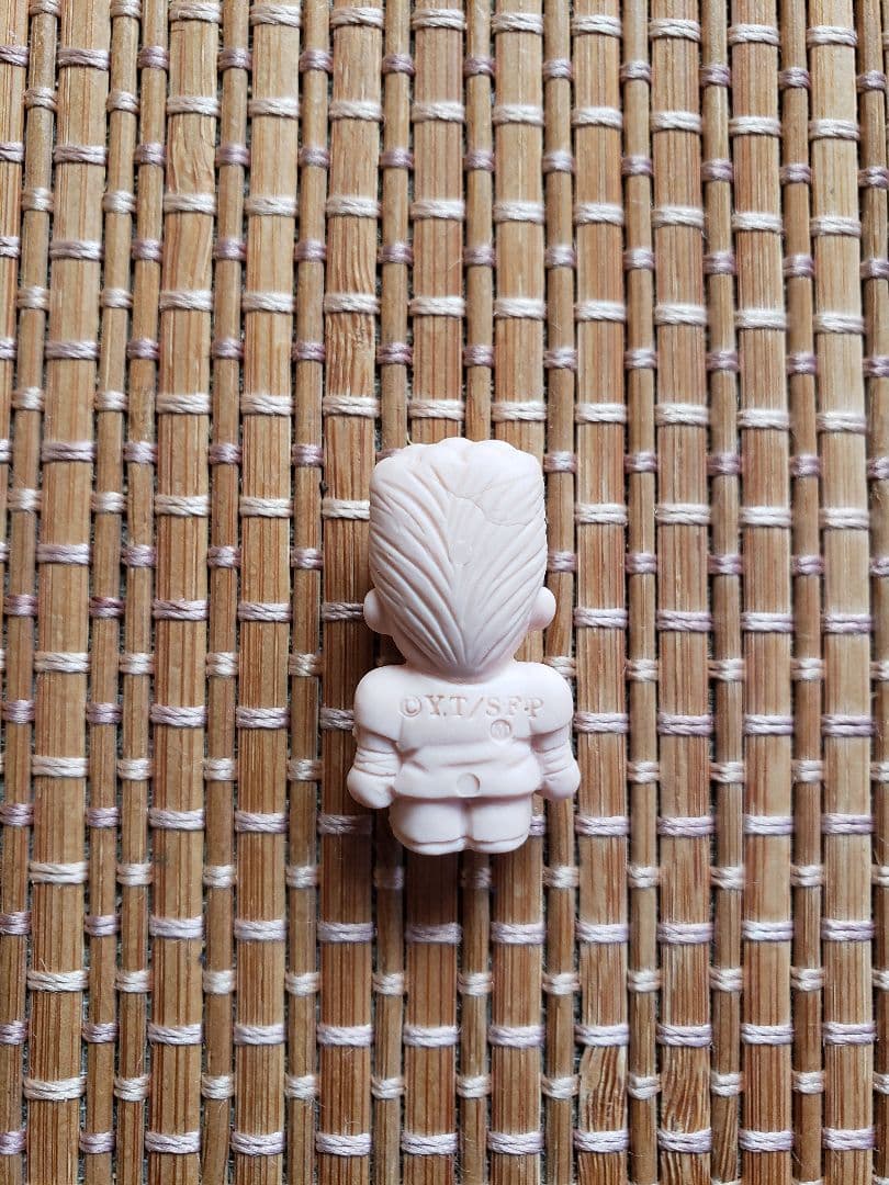 幽遊白書消しゴム4弾　桑原　プラパーツ　キン消し　キャラクター　森永　食玩