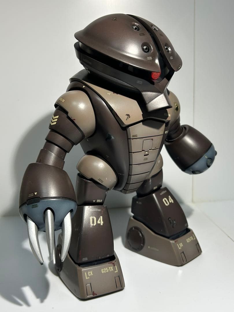 プラモデル　ガンプラ　模型　組立済　1/100 MG アッガイ　全塗装完成品