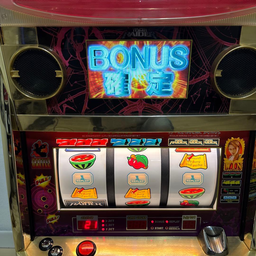 スロット実機　4号機　トゥームレイダー　レアパネル　ララ