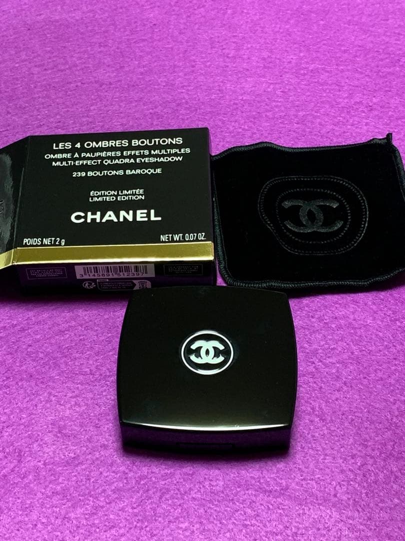 新品同様　chanel レキャトル オンブル　ブトン　239 ブトンバロック♡