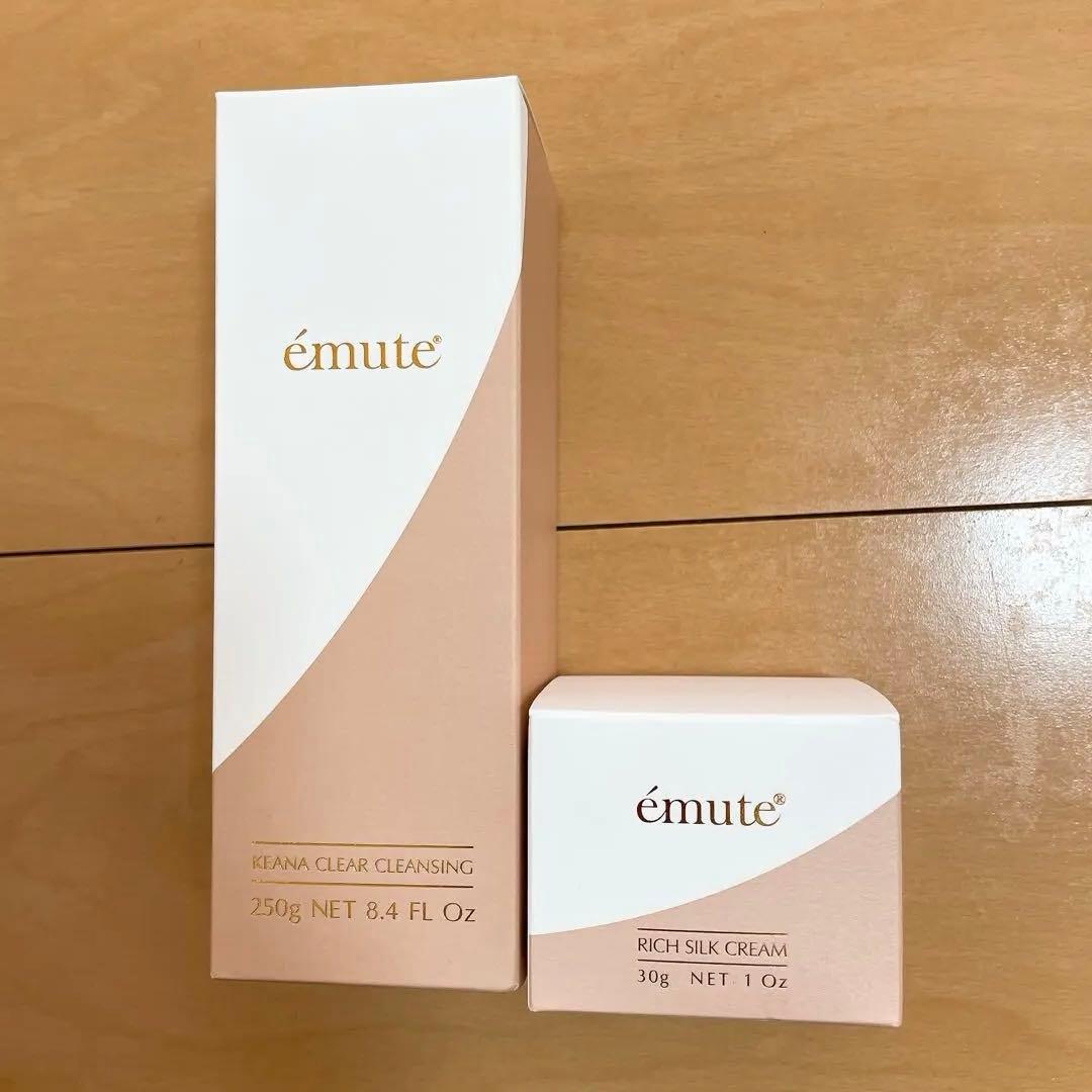 emute クレンジング、クリームセット