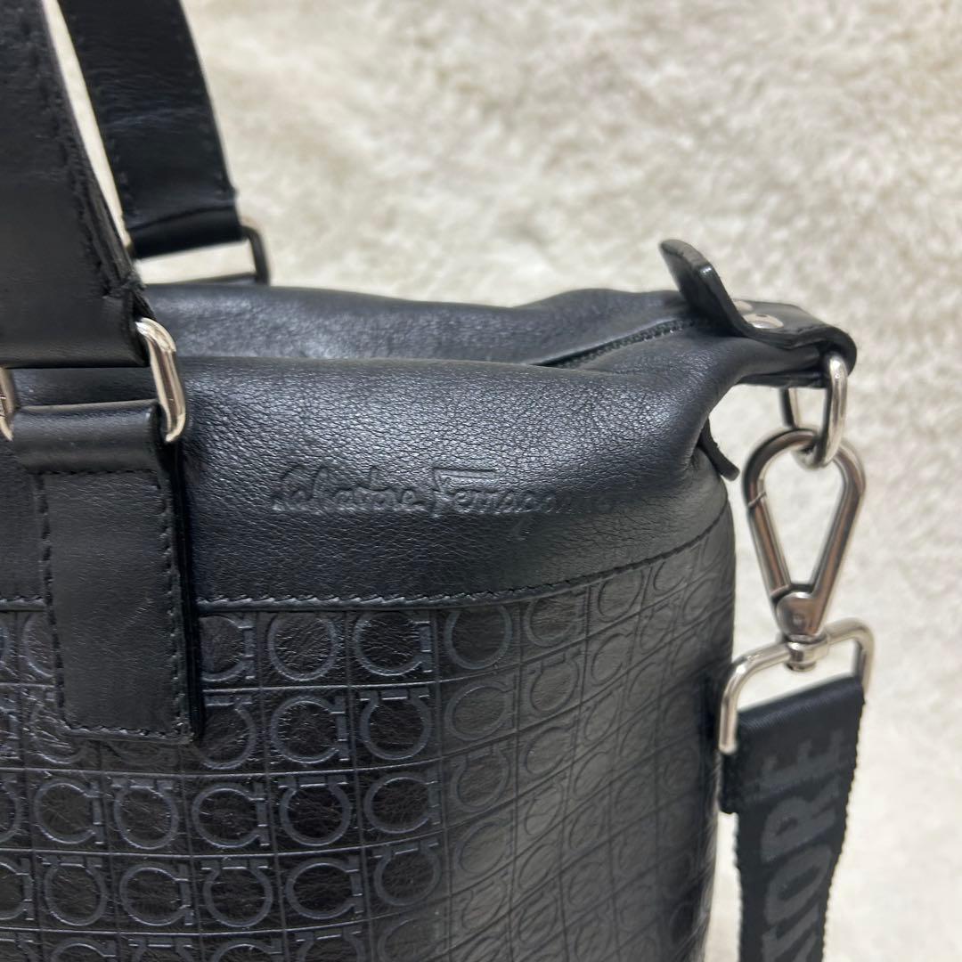 【美品】サルバトーレフェラガモ 2way トートバッグ ビジネスバッグ レザー