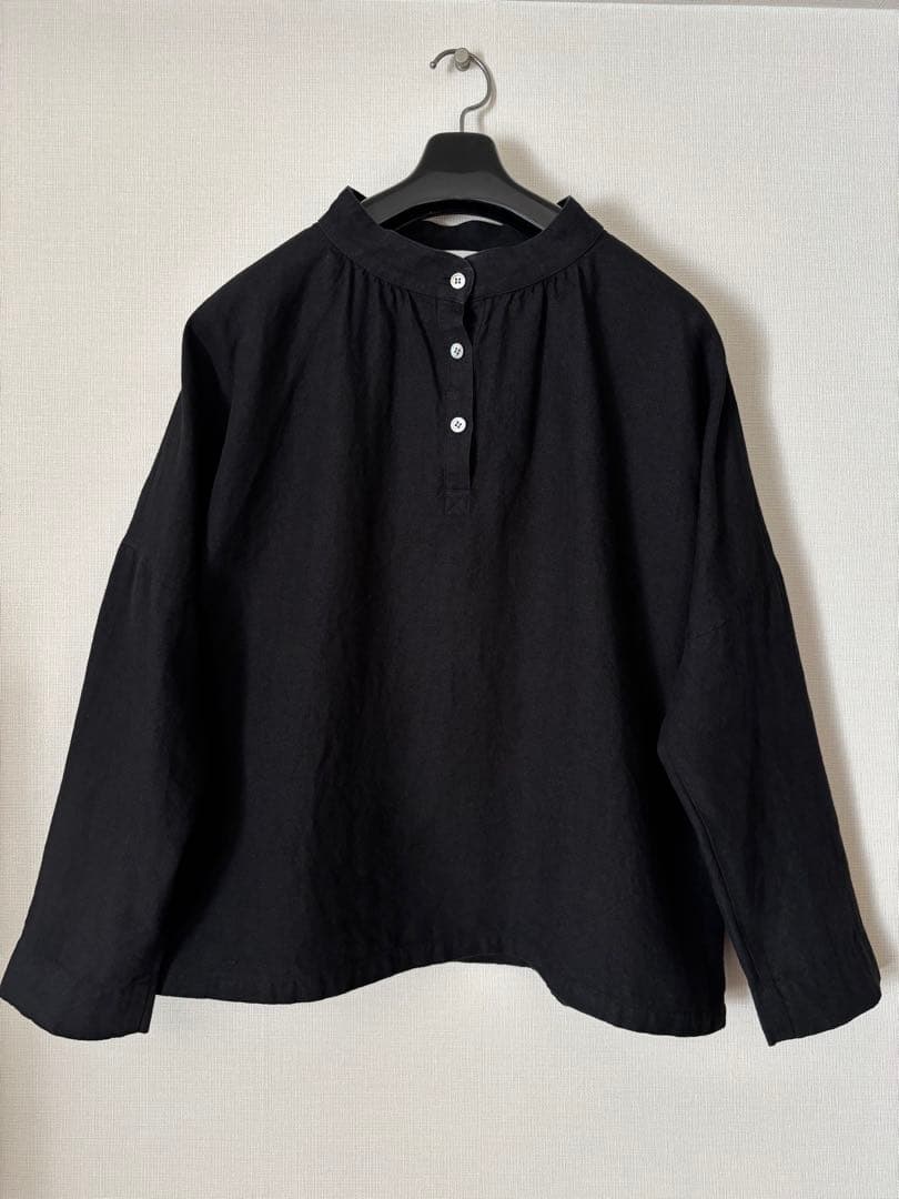 wafu リネン プルオーバー ブラウス スタンドカラー ／ ブラック