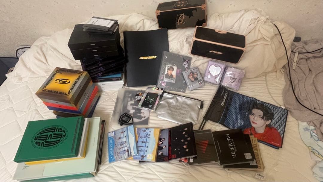 ビ*コ様 【まとめ売り】ATEEZ アルバム・トレカ・グッズセット