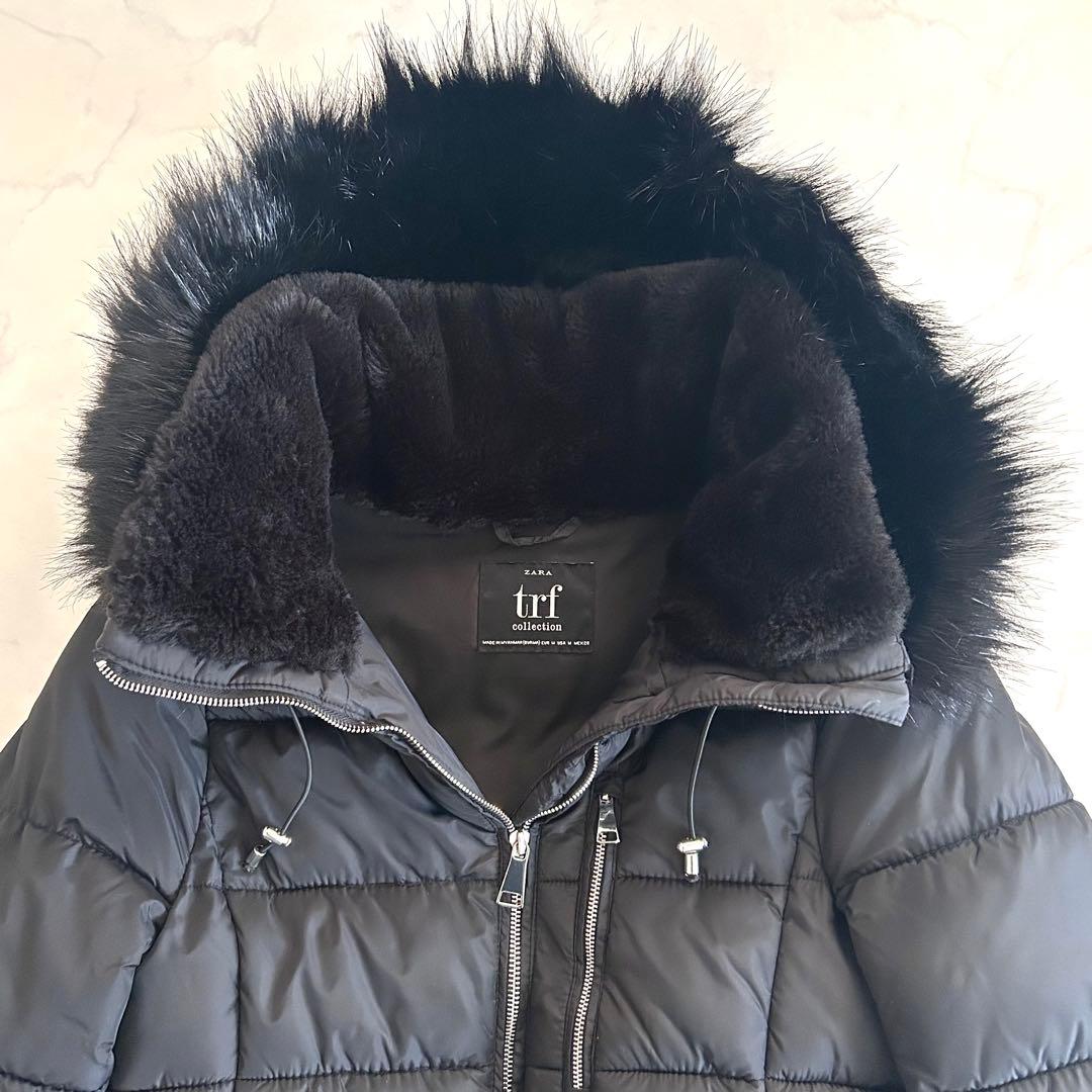 ザラ ZARA TRF ボリュームファーフード付き中綿ジャケット 黒 ブラック