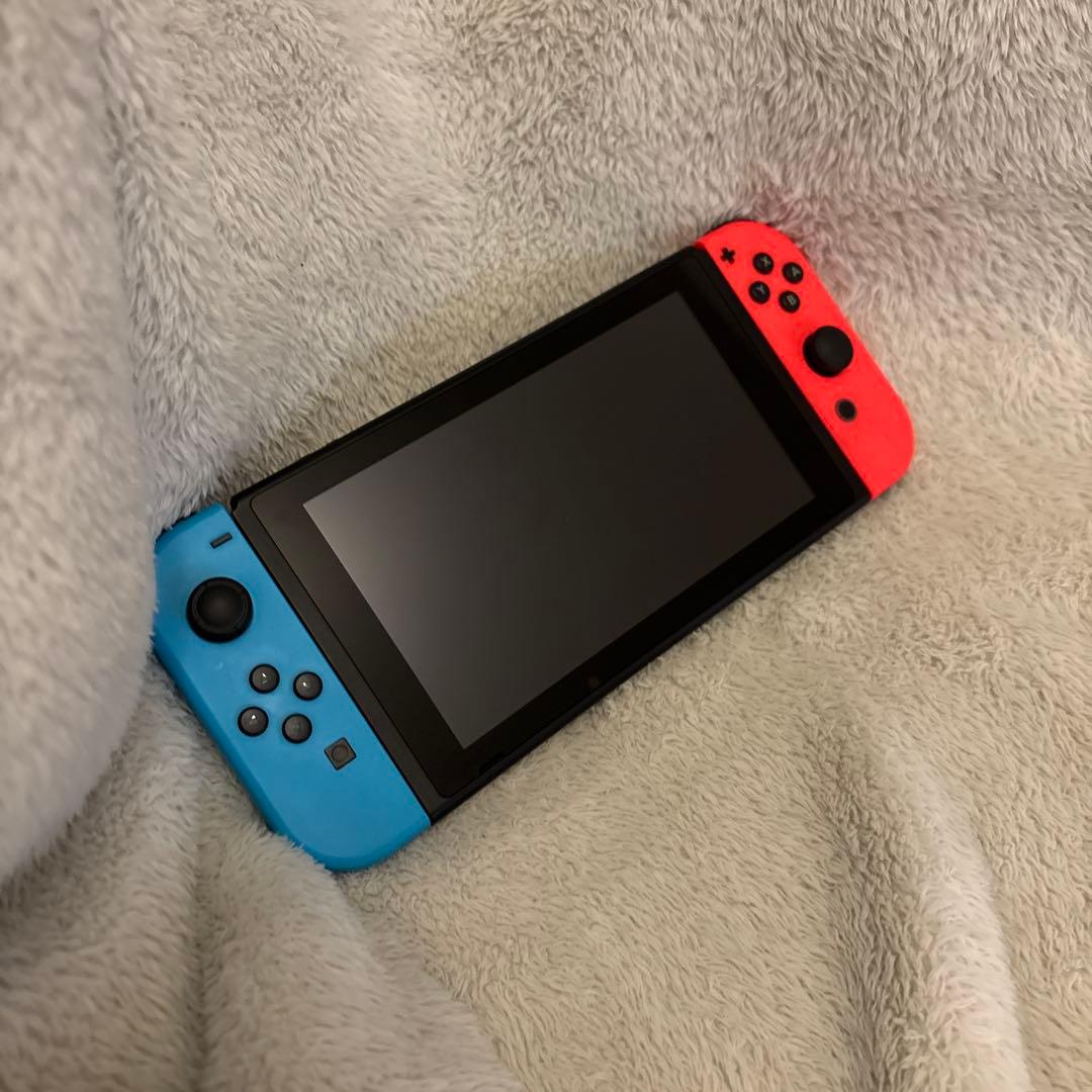 Nintendo Swith 本体