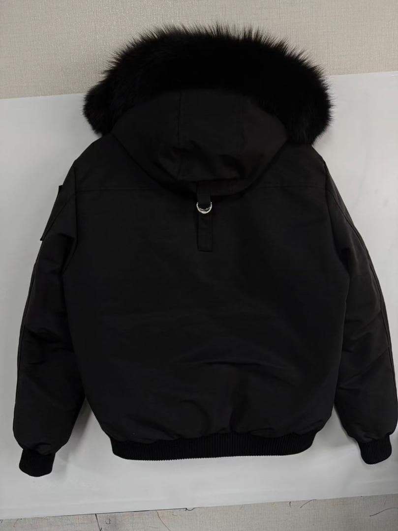 MOOSE KNUCKLES ブラックファーダウンジャケット