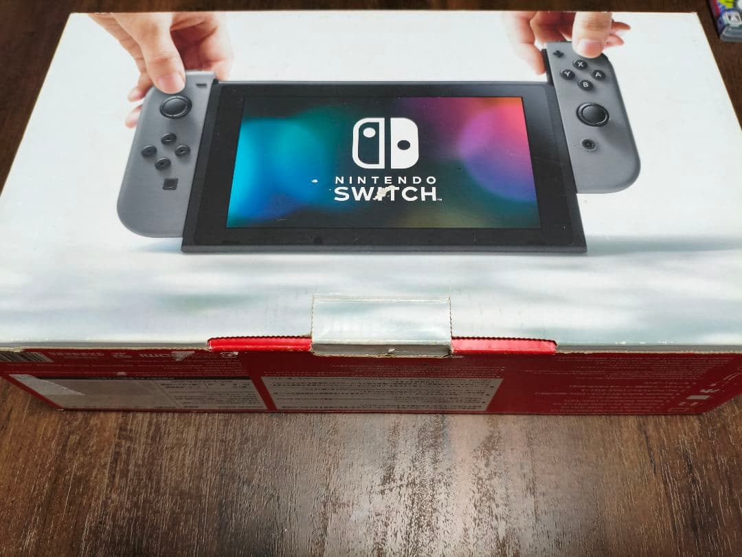 NintendoSwitch　グレー　ほりコン付き　ジョイコンなし