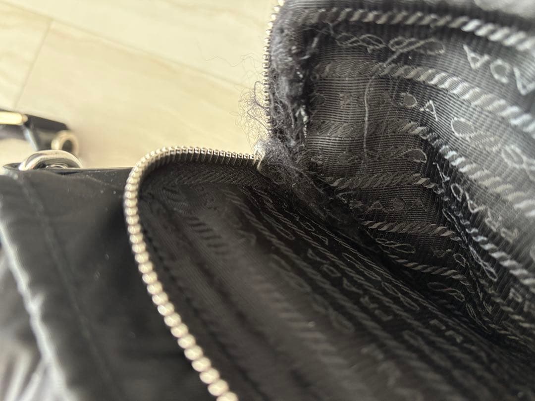 【正規品】PRADA Re-nylon スマートフォンケース