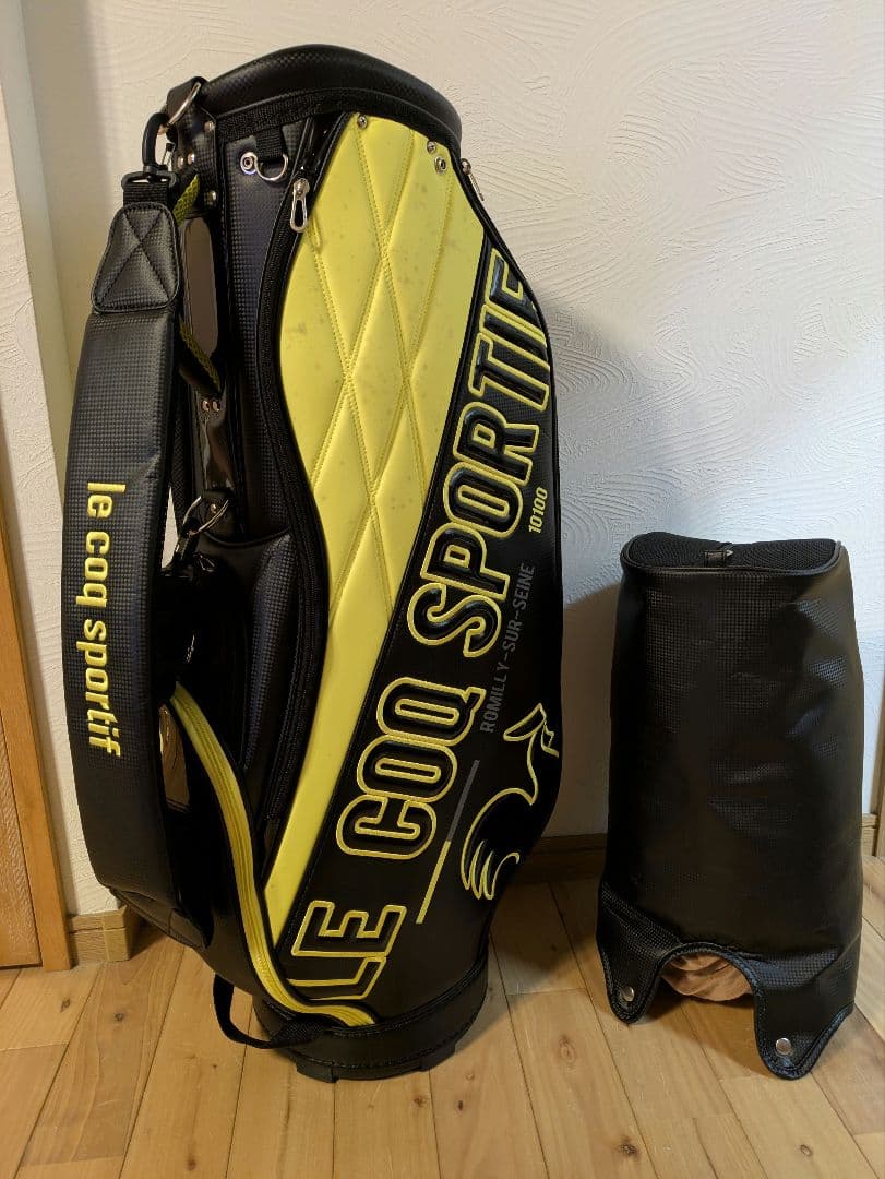 ルコック キャディバッグ【綺麗】9.0型 3.1kg 後期 右向ロゴ値下げ‼️