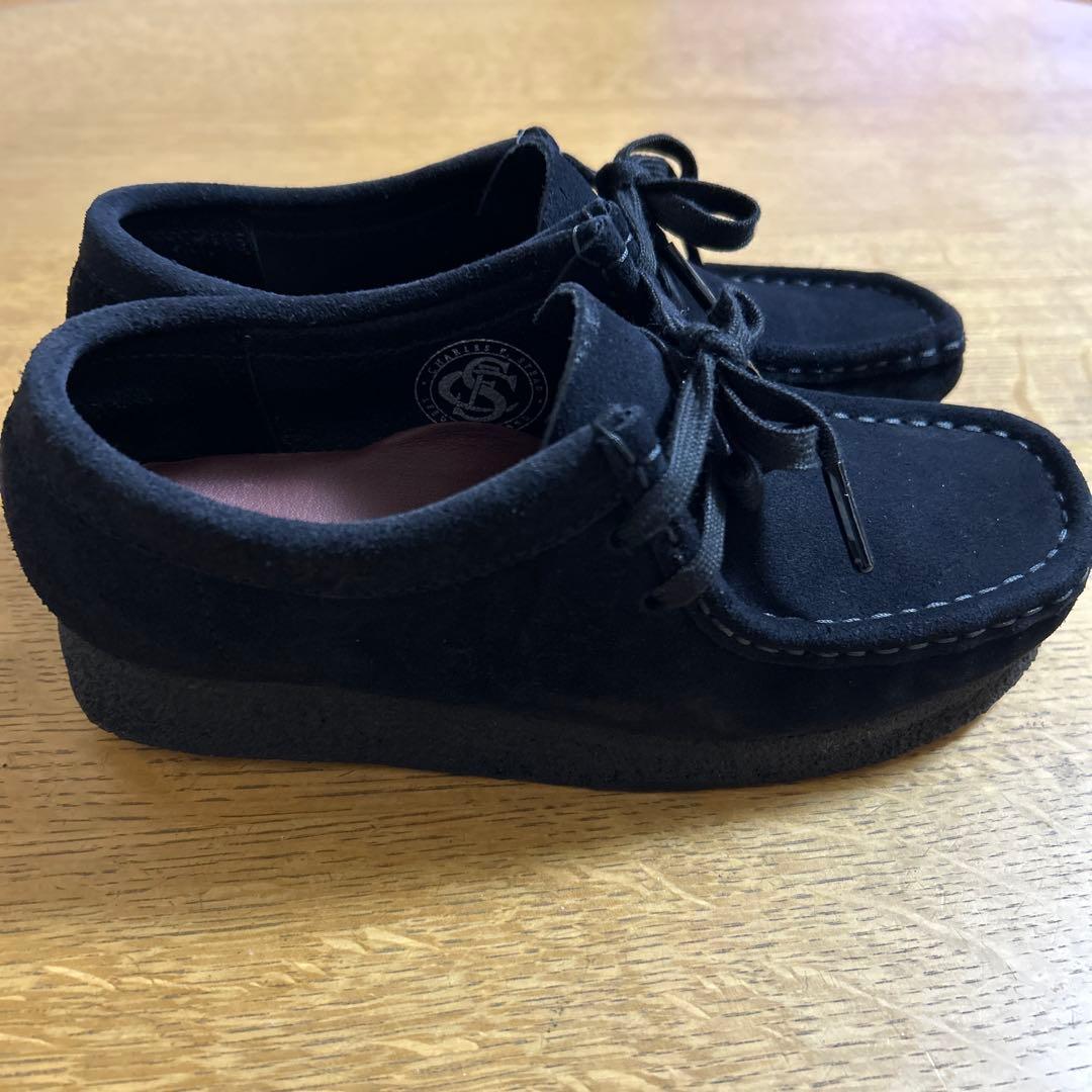 CLARKS クラークス　レディース　ワラビー　ブラックスエード　２２センチ