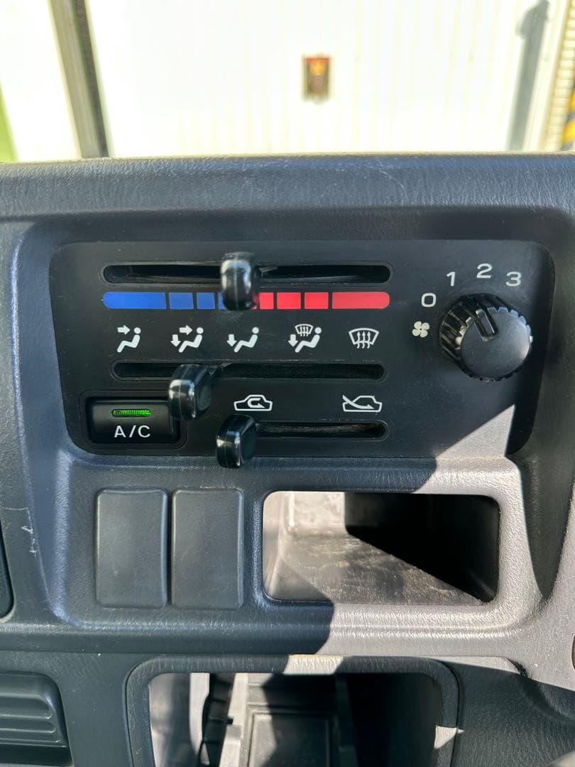 スバル　サンバー　軽トラ　4WD 112,000km(タイベル交換済み)