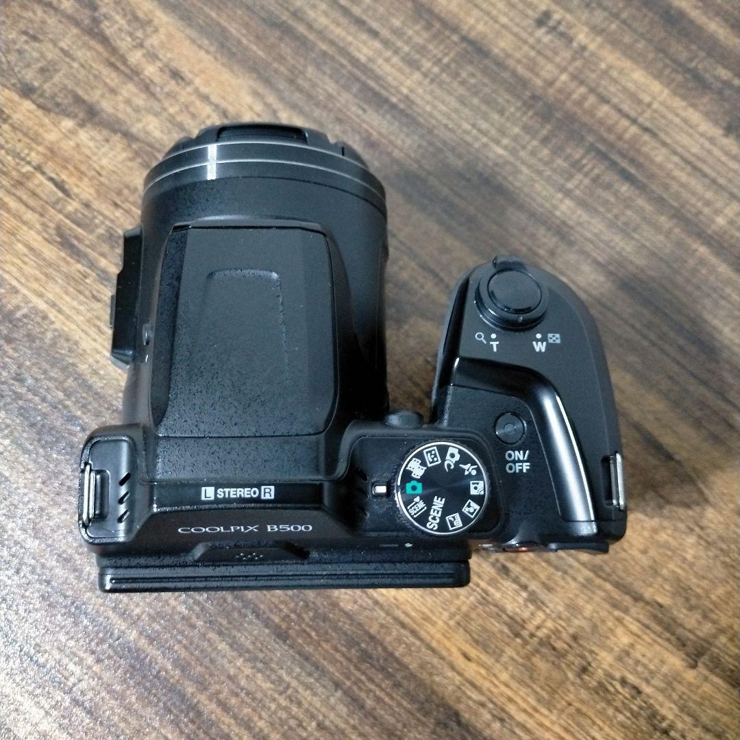 Nikon COOLPIX B500 本体と付属品