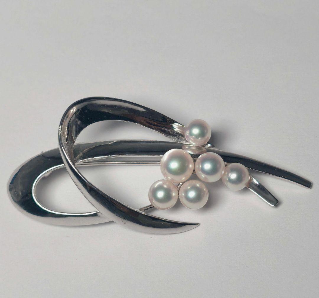 【美品 高級◎】タサキ ブローチ パール 6珠 フォーマル T刻印 冠婚葬祭
