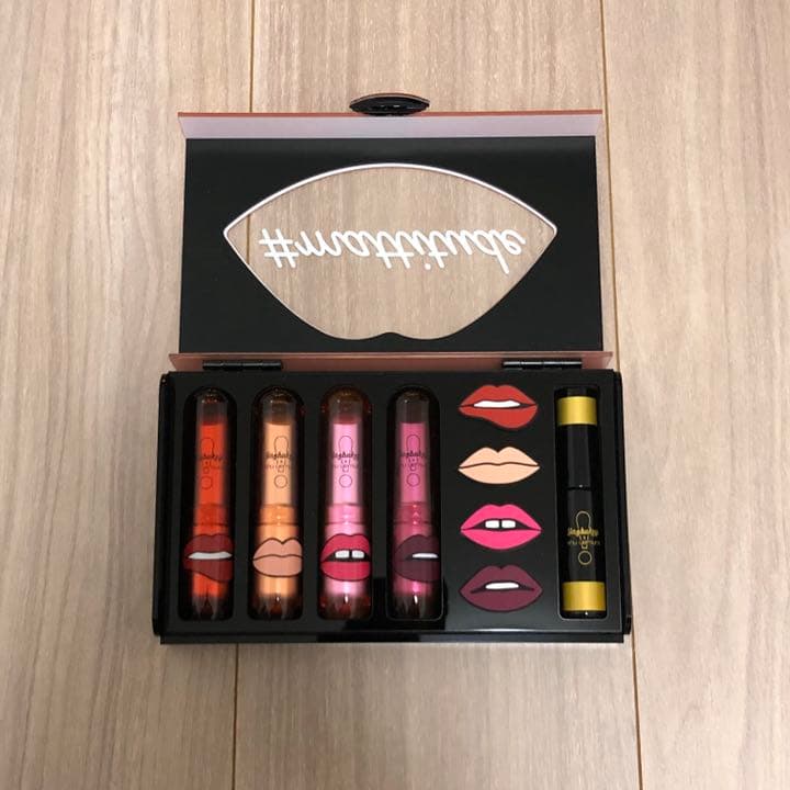 シュウウエムラ ヤズブキー リップセット